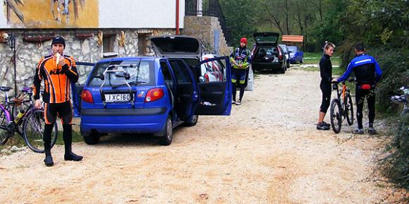harom_var_kupa_csesznek_2009_0001 harom_var_kupa_csesznek_2009_0001